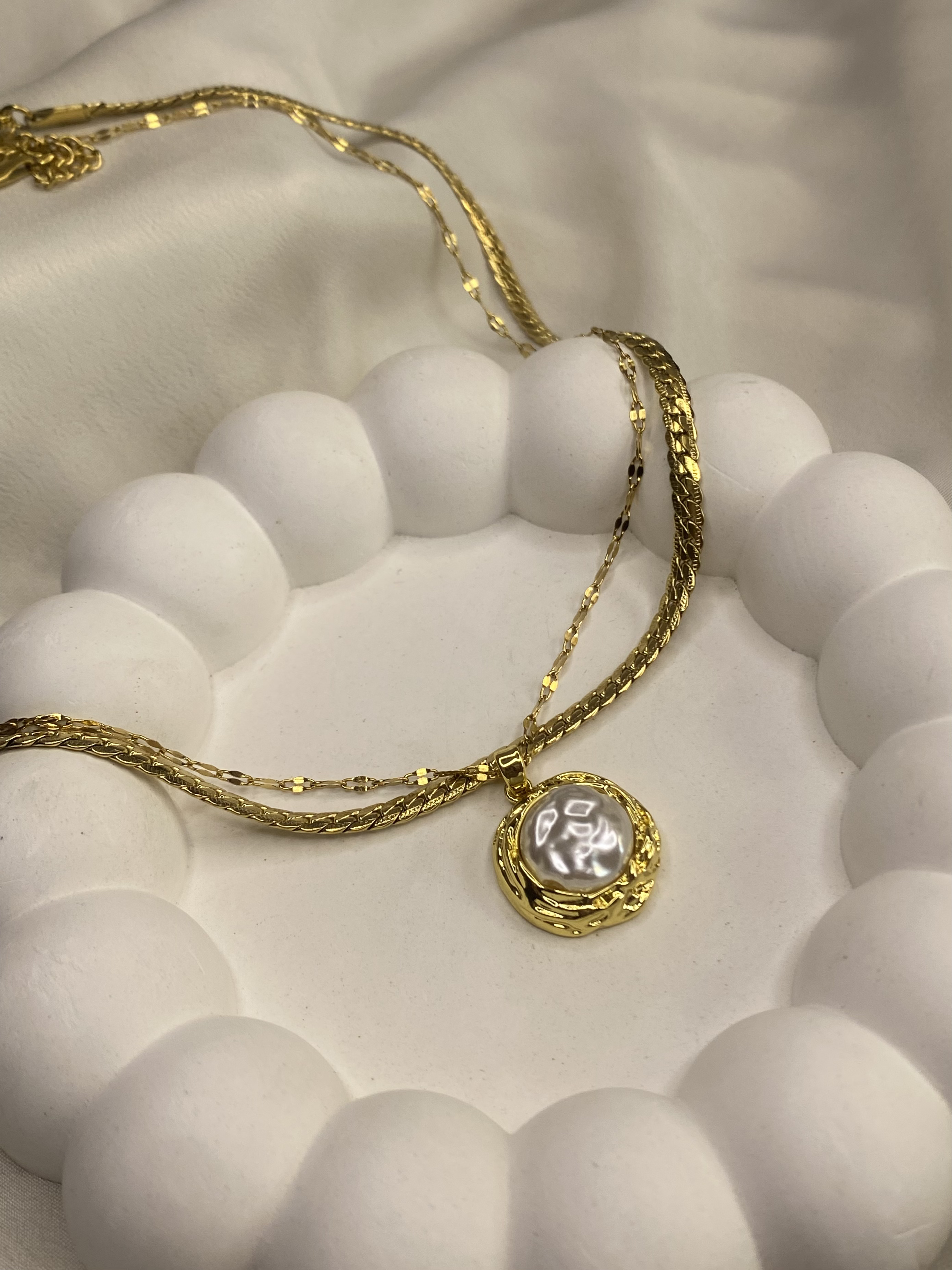 Gold-Plated 2-Layered White Stone Necklace