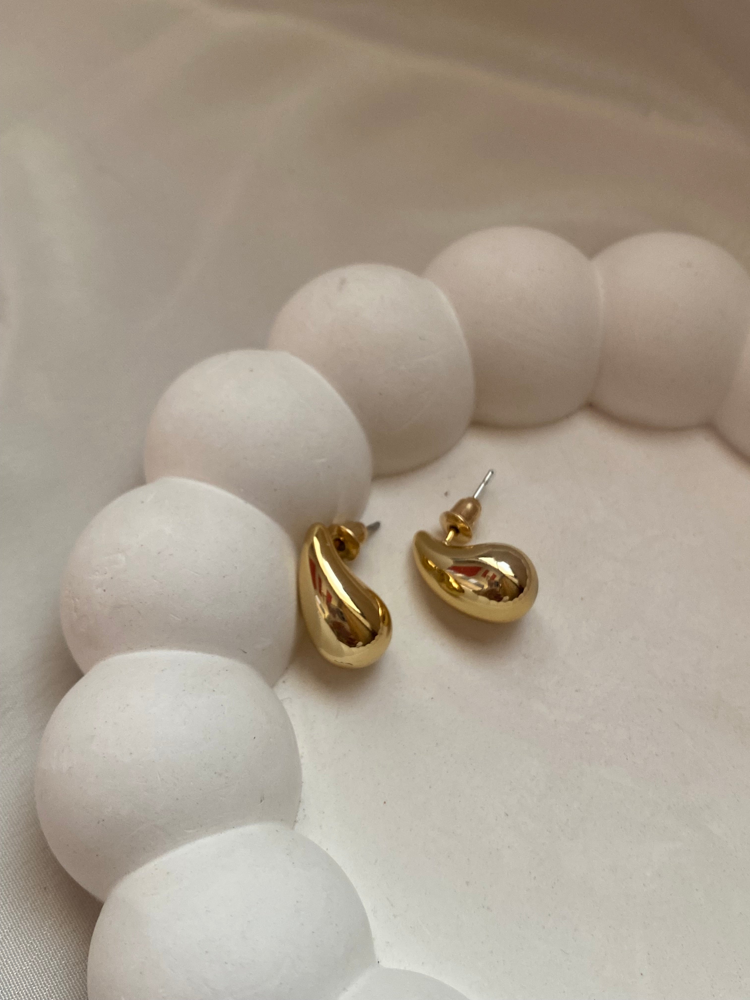 9 gold-plated earring combo