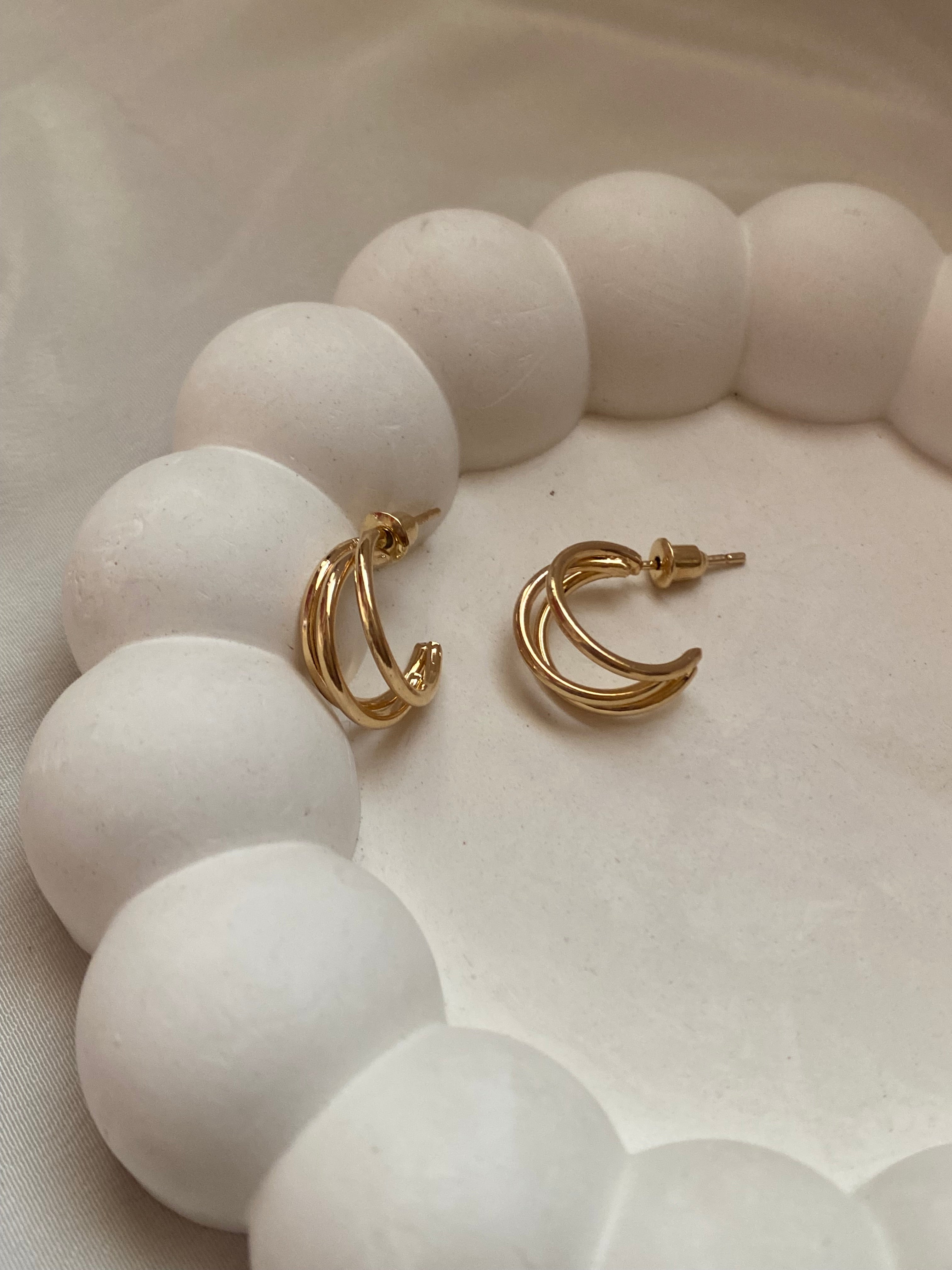 9 gold-plated earring combo